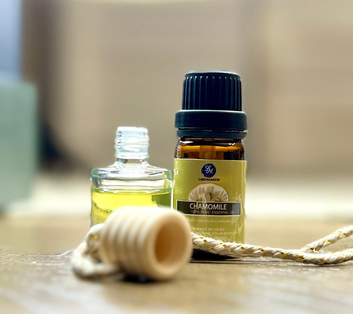 Car Aromatherapy Diffuser -- Chamomile